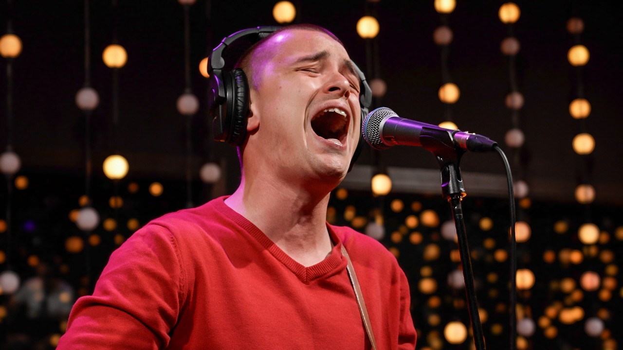 The Royston Club - Spinning (Live on KEXP)