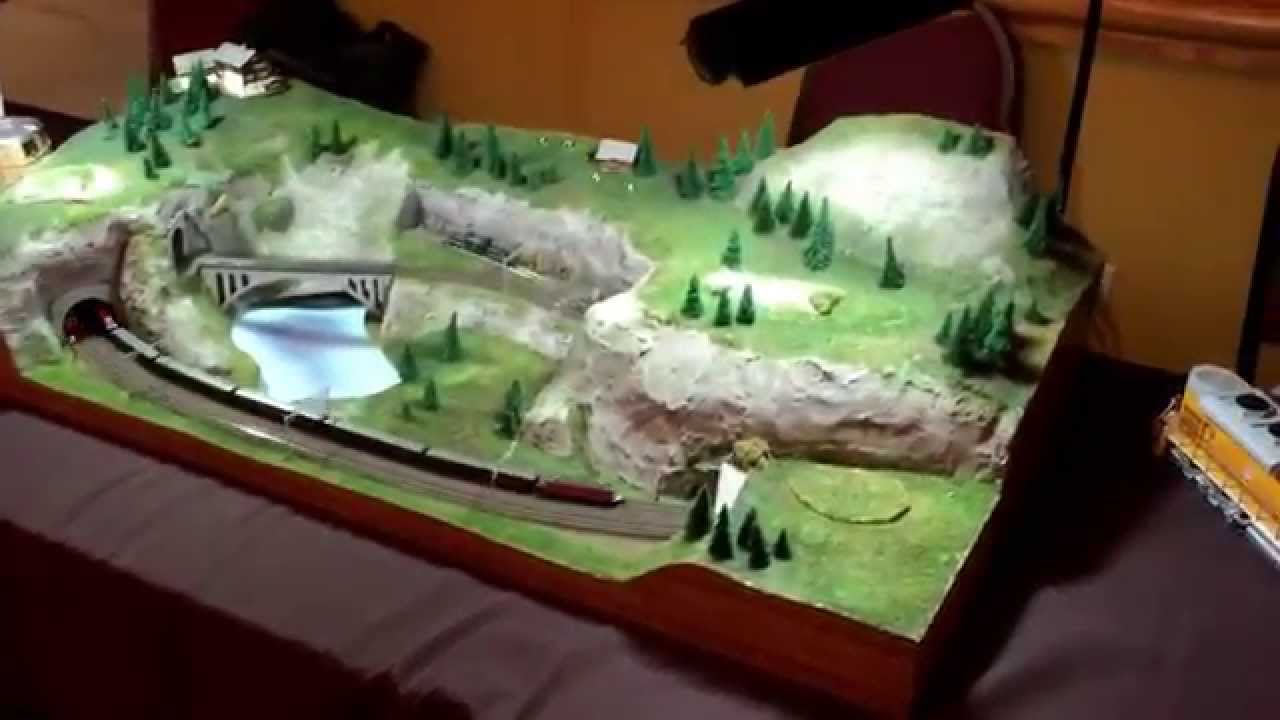 In The Rockies Train show Estes Park Colorado Z Scale 1:220 layout 