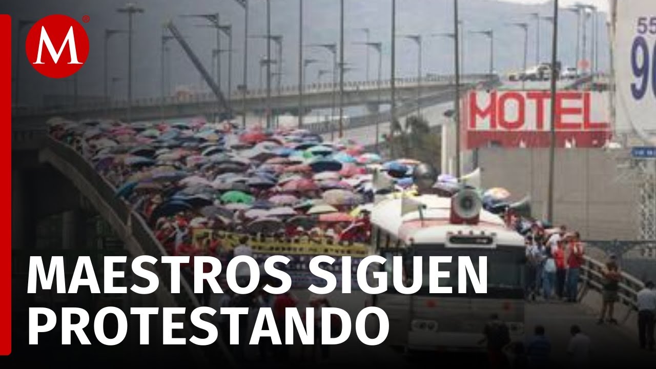 Integrantes de la CNTE avanzan sobre Paseo de la Reforma - YouTube