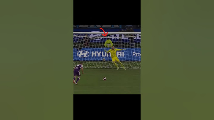 The goal keeper 😂 #goal #goalkeeper #safe #ronaldo #football #fifa