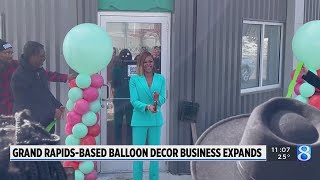 Balloon decor business holds ribbon cutting ceremony