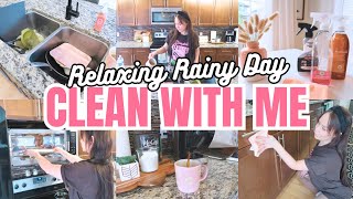 RELAXING RAINY DAY CLEAN WITH ME | STAY AT HOME MOM MOTIVATION | KITCHEN RESET