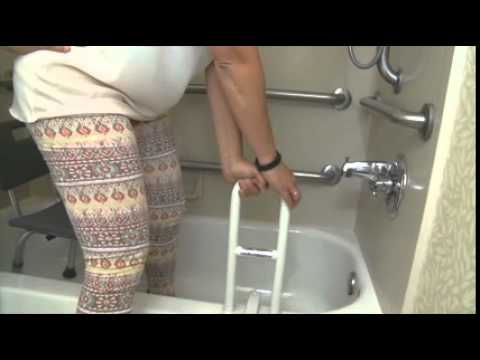 tub-and-shower-transfers-using-a-tub-bar