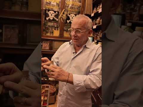 صيدلية مصرية منذ عام 1915