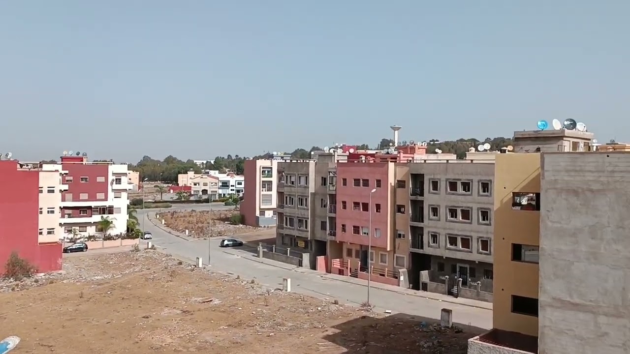 منظر عام لحي الصخور بمدينة بنسليمان
