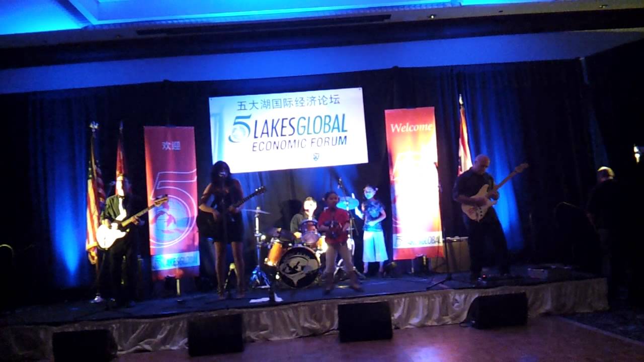 Youngstars two adorable girls dance with Arctic Clam Band YouTube