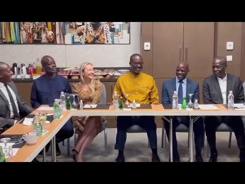 En visite à Abidjan, Tidjane Thiam rencontre sa promotion du Lycée Classique d'Abidjan