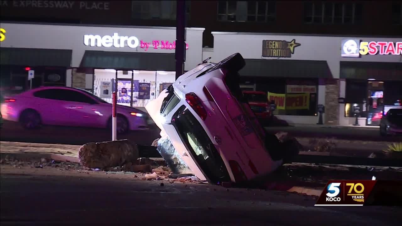2 people seriously injured after chase ends in crash in NW OKC - YouTube