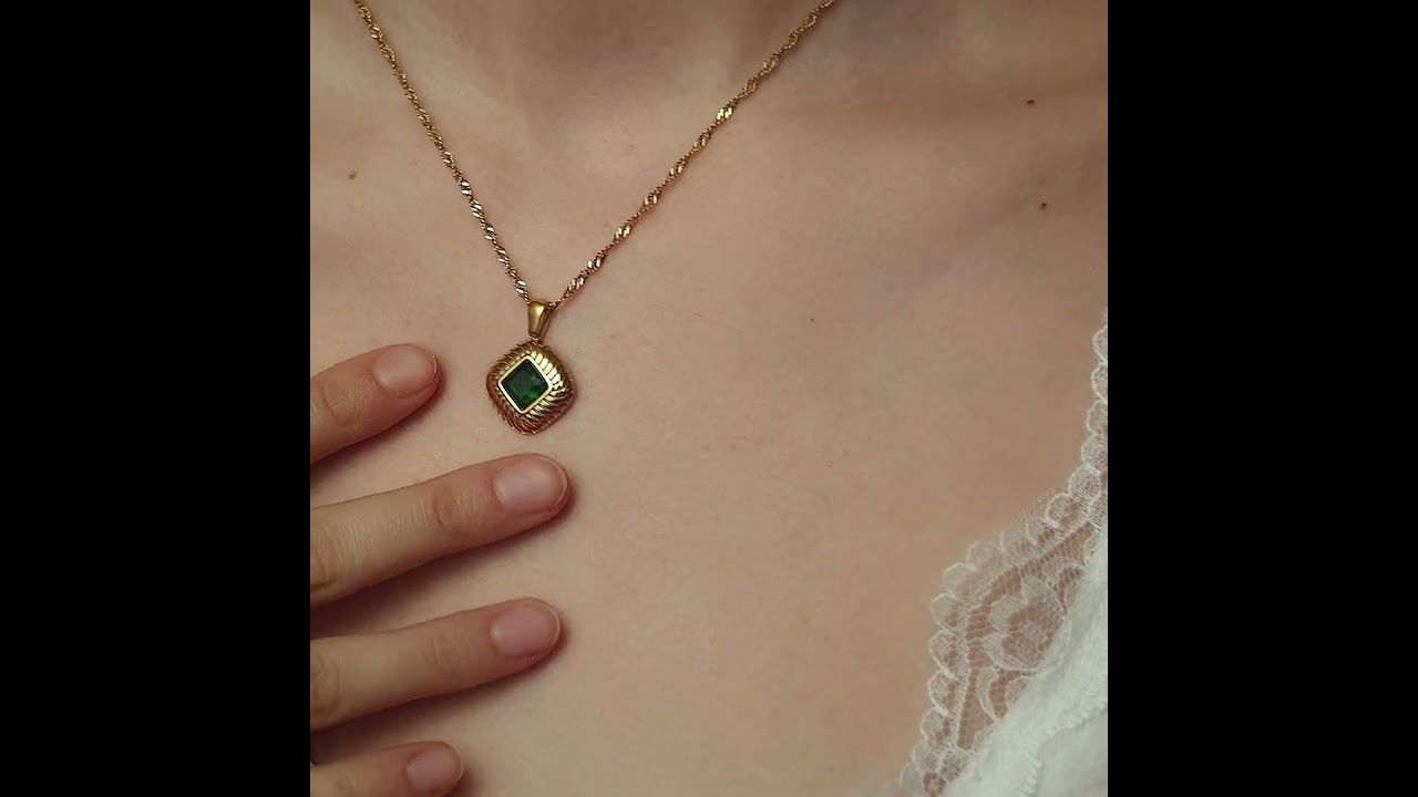 The Green Light Gemstone Necklace