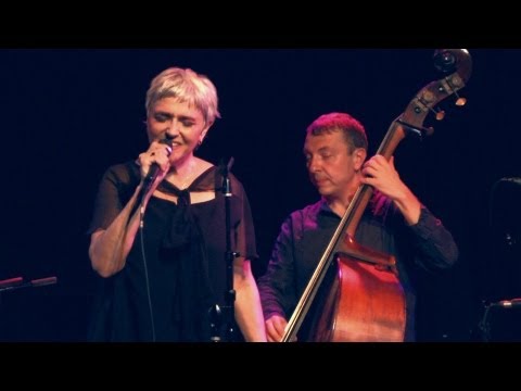 Julie Eigenberg - Sin Ti Live at Drom, NYC with Andres Laprida An Evening of Jazz 8/7/13 citycell