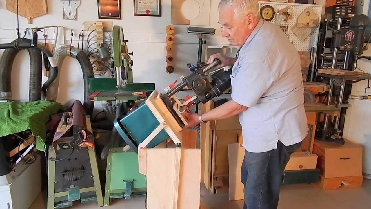 Flip Top Tool Stand - YouTube