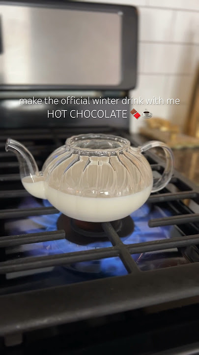 How To Make A Hot Chocolate Using InstaCuppa's Milk Frother Wand 