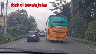 Gokil skil dewa☆aksi Bus Efisiensi nyalip bnyk mobil`Mobat mabit jln gunung Ambarawa arus mudik