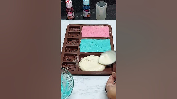 TRYING AMAZON🍫 CHOCOLATE MOULD 🍫😍🍭 100 % WORKING #shorts #youtubeshorts #chocolate #diy