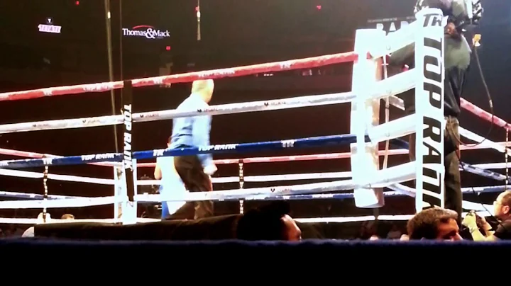 Luis Sedano boxing