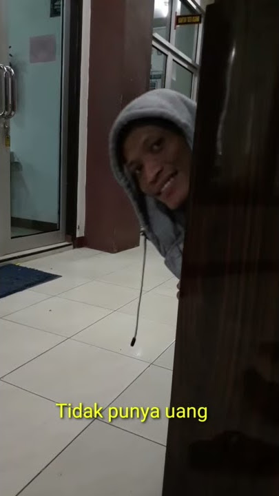 Pinjam uang (nyilih duit)
