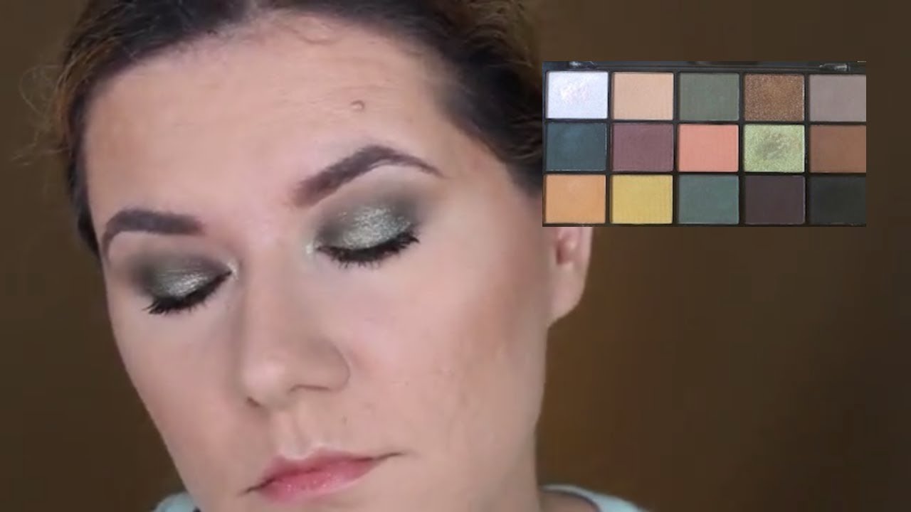ICONIC DIVISION palette - Makeup look - REVOLUTION