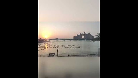 الشيخ: عبدالله البعيجان ، تلاوة جميلة لسورة الهمزة.