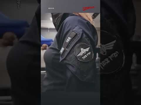 لحظة نقل جيش الاحتلال عدد ا من نشطاء أسطول الصمود