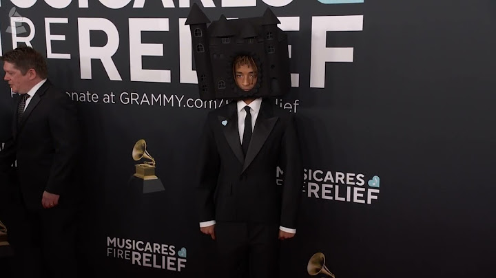 WILLOW and JADEN SMITH | Red Carpet Fashion Cam | 2025 GRAMMYs