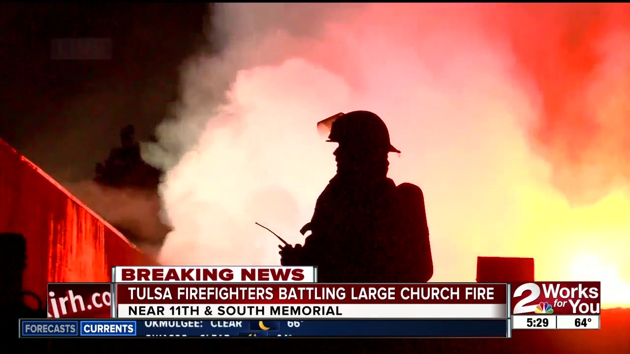 Tulsa Firefighters battling large church fire - YouTube