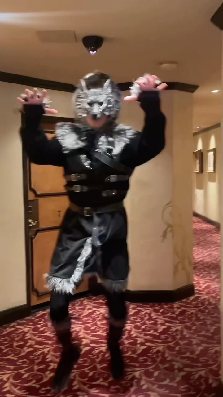 #JasonDeruloTV // Costume ? #GotPermissionToPost From IG/TT @kateplus8ft #FromTheIslands