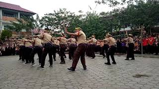 Battle Yel yel SMPN 4 Tg. Redeb  VS  SMPN 1 Sambaliung