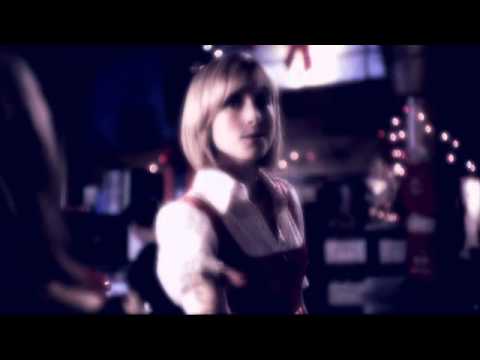 [Smallville] Chloe Sullivan | The Cave