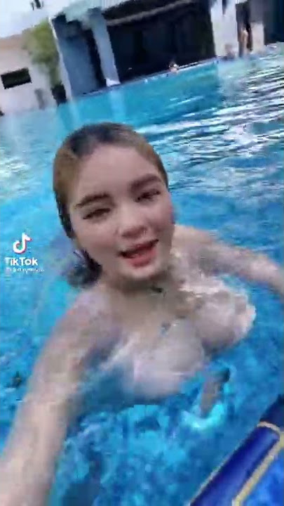Buat Laki Laki gak perlu mengintip cewek mandi cukup buka tiktok👍😎.