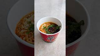 Eat cup noodles like this!