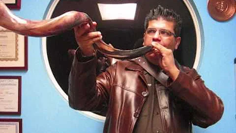 JOSE REVOLORIO elimino su mal olor de su Shofar de...