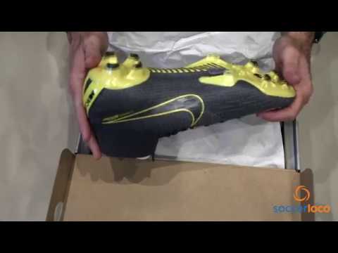 Nike Mercurial Vapor 13 Academy IC Soccer Premier