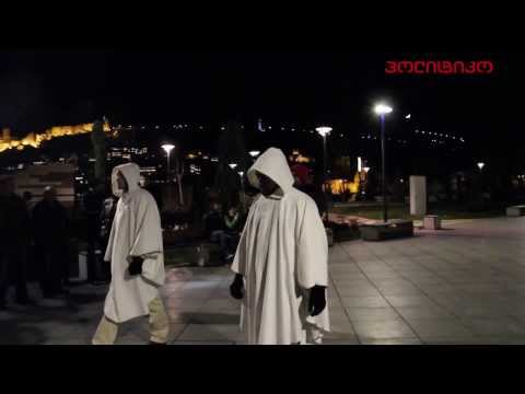 სომეხმა და თურქმა ბიზნესმენმა ერთმანეთს ხელი ჩამოართვეს