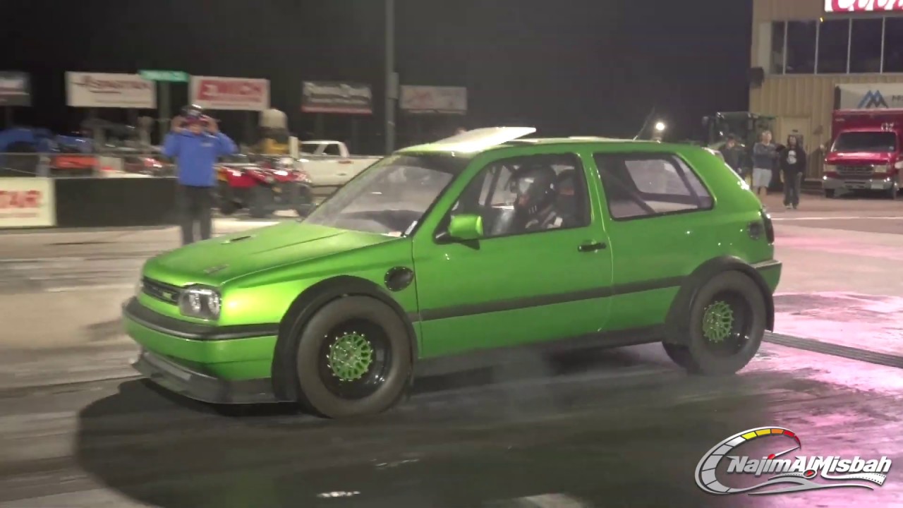 VW Golf Twin Engine - YouTube