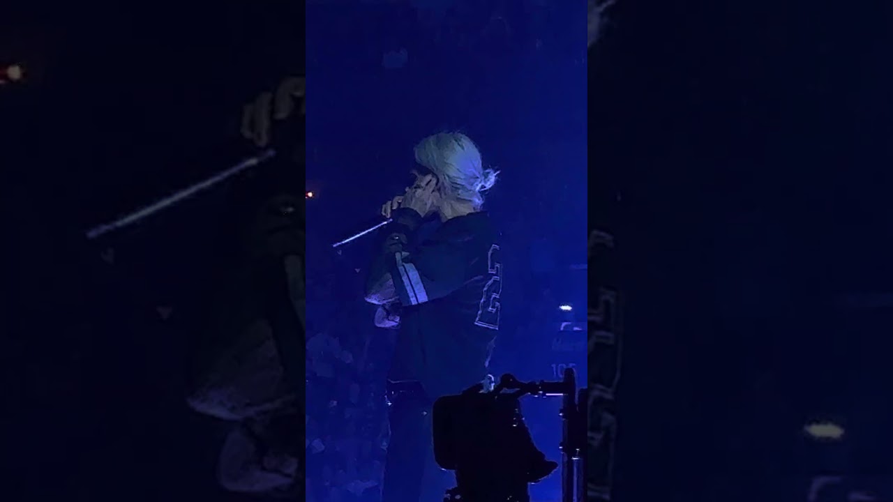 Linkin Park – Crawling (LIVE 2025) 🖤 ft. Emily Armstrong | From Zero Tour Philly