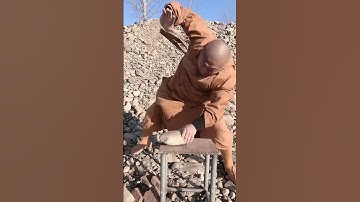Thumbnail of Kung Fu Monk Performing ｜Shaolin hard Qigong