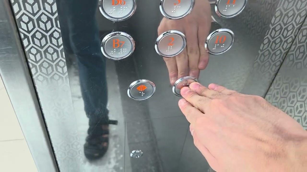 경기도 의정부시 시민로 80 (의정부동) 의정부센트럴타워 건준테크엘리베이터 리모델링후 탑사기 (1/2)