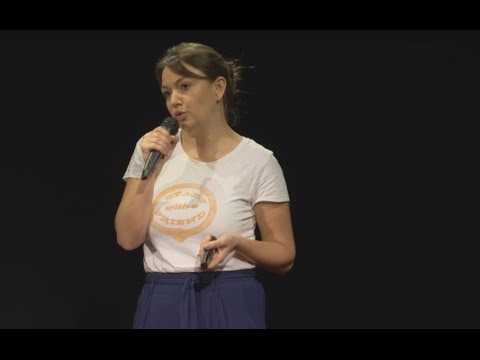Aus Fremden können Freunde werden | Sarah Rosenthal und Julia Karnahl | TEDxDresden