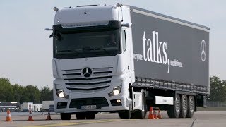 2019 Mercedes-Benz Actros Product Experience at the IAA 2018 | Safety Features