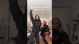 Charli And Madi Twerk Off In Front Of Avani