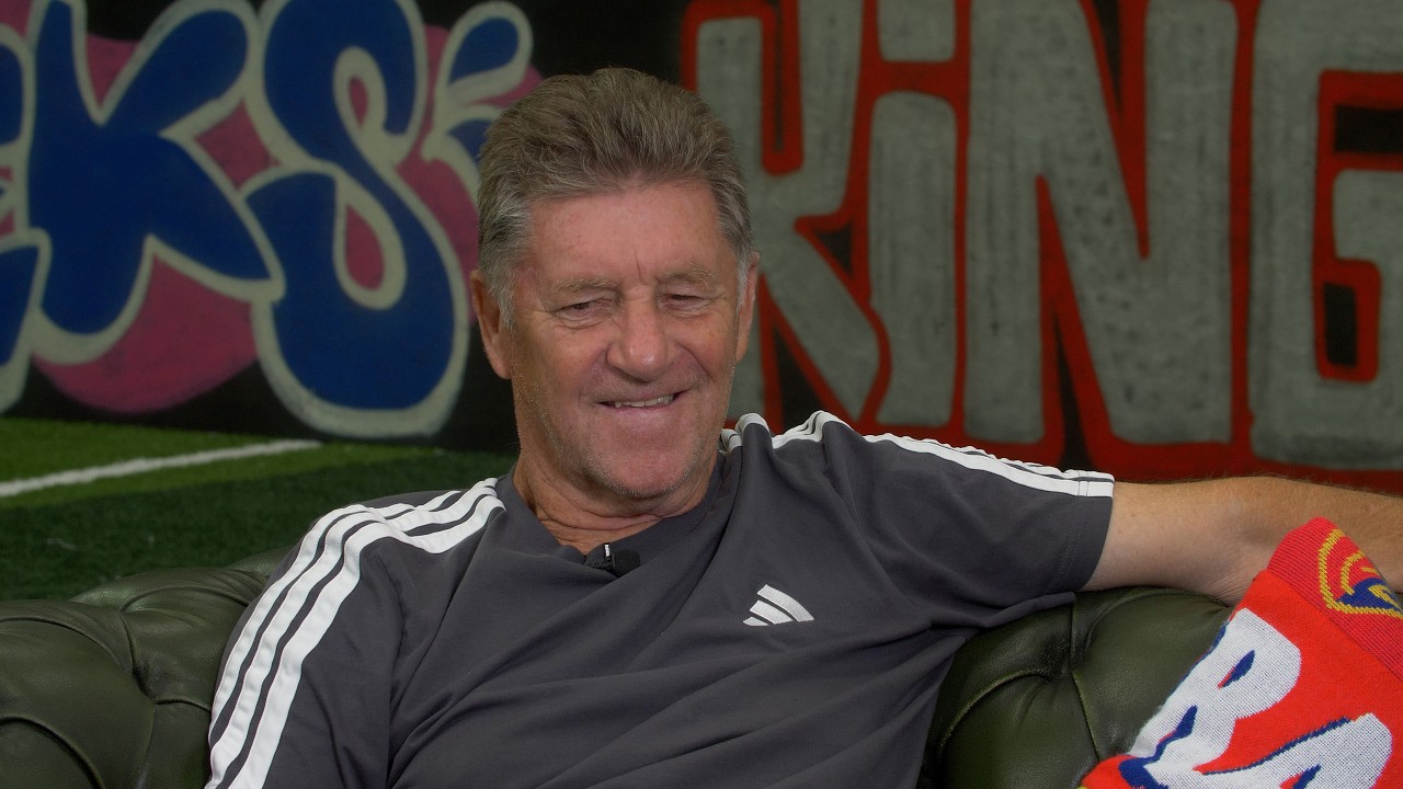 Welcome home Manchester United legend Gordon Hill
