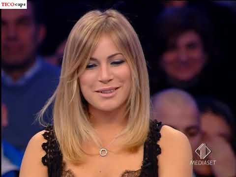 Eleonora Pedron Controcampo 25 vestito nero sandali neri