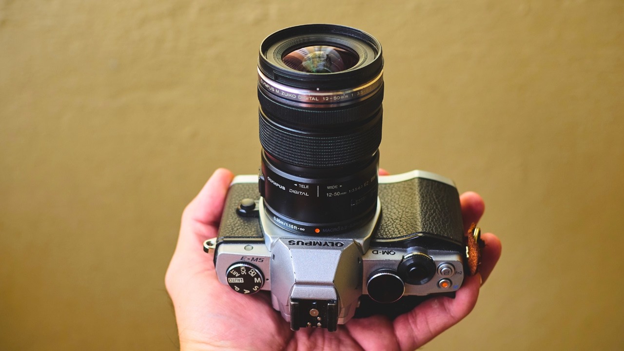 This Olympus Kit Lens Is Truly Versatile - YouTube