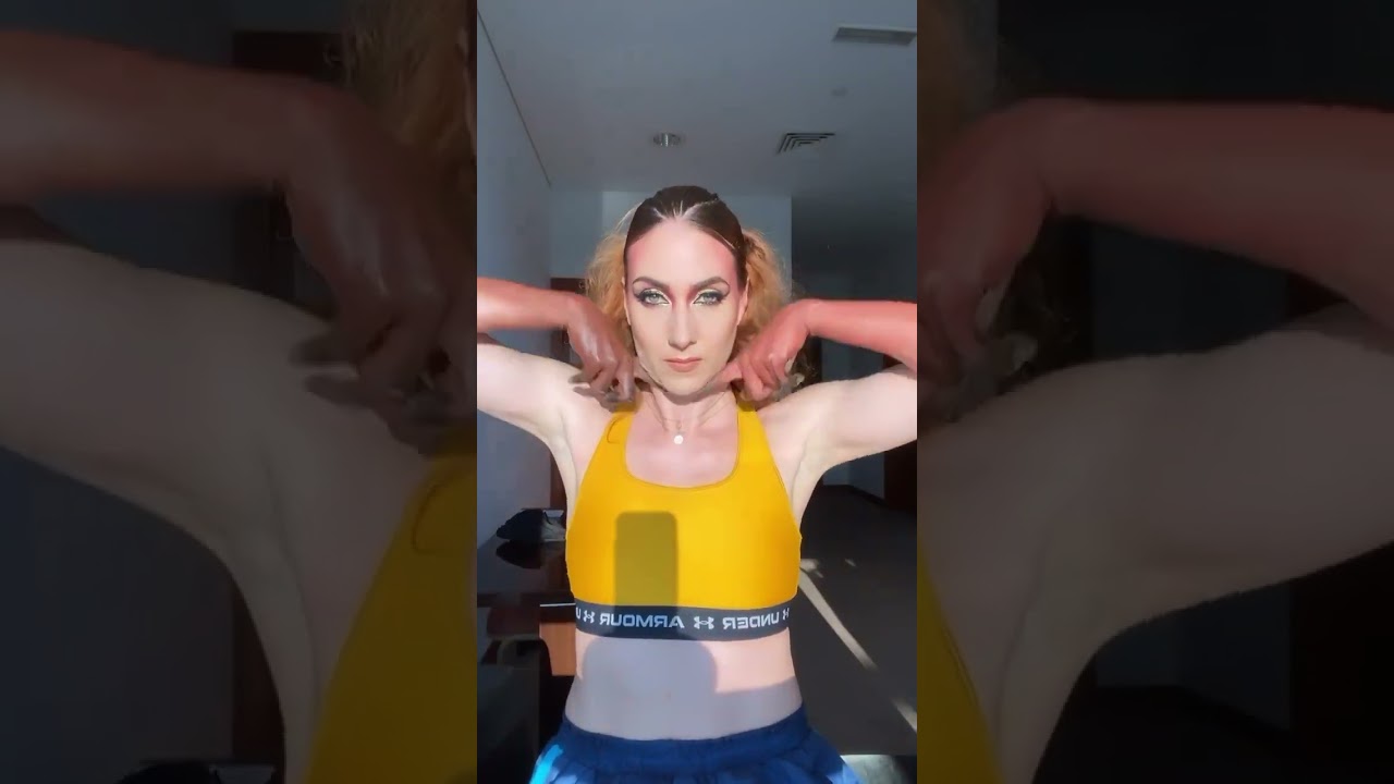 Marie Poppins as The Wind dancingbackstage for Terhal by Dragone