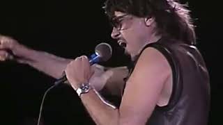 Steppenwolf - Born To Be Wild (Live at Farm Aid 1986). StoryTellerByRamónMata