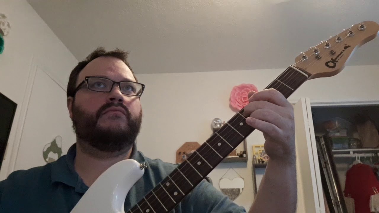 charvel cs20