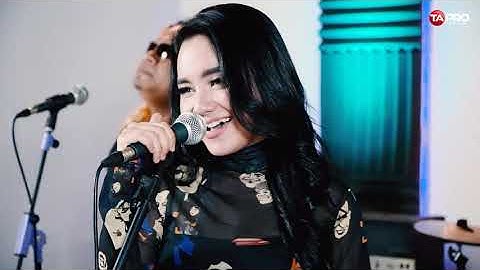 Lala Widy - Semua Berlalu (Official Music Video)