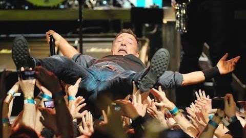Bruce Springsteen Falls Down Twice “I’m Going Down”
