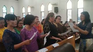 Koor Sie Perempuan Pasomal Somal Ma Dirim