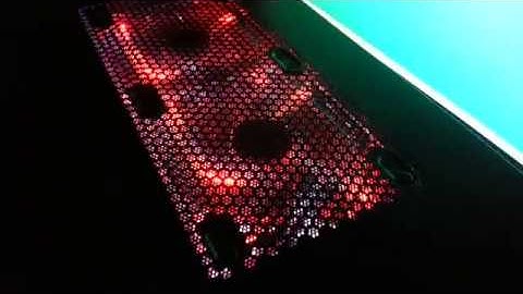 Red LED Intel Pentium 4 Windows 98 Second Edition Build